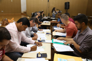 92 guardas municipais tomam posse em Dourados