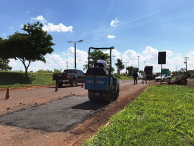 Prolongamento da Marcelino Pires recebe o tapa-buracos
