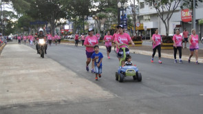 Gabriela Rocha vence a Corrida Rosa