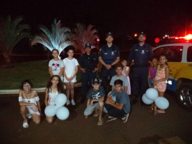 Crianças realizam blitz educativa pedindo mais educação no trânsito