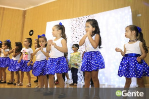Professores do Ceim Guilherme Silveira  realizam noite cultural e festa da família
