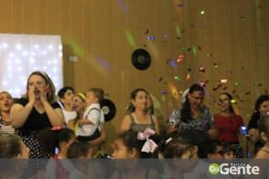 Professores do Ceim Guilherme Silveira  realizam noite cultural e festa da família