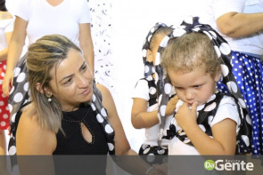 Professores do Ceim Guilherme Silveira  realizam noite cultural e festa da família