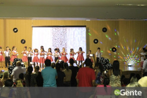 Professores do Ceim Guilherme Silveira  realizam noite cultural e festa da família