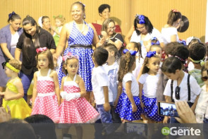 Professores do Ceim Guilherme Silveira  realizam noite cultural e festa da família