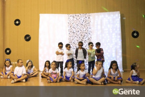 Professores do Ceim Guilherme Silveira  realizam noite cultural e festa da família