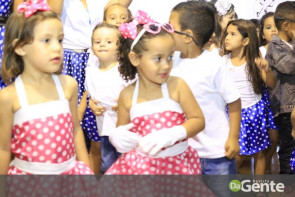 Professores do Ceim Guilherme Silveira  realizam noite cultural e festa da família
