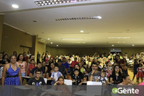 Professores do Ceim Guilherme Silveira  realizam noite cultural e festa da família