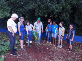 Imam e Semed finalizam segunda  etapa do projeto “Pomar na Escola”