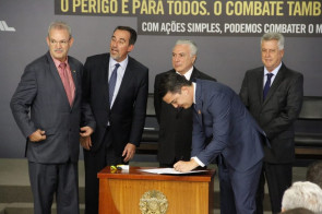 Dourados recebe veículo para fomentar ações após destaque no combate ao Aedes