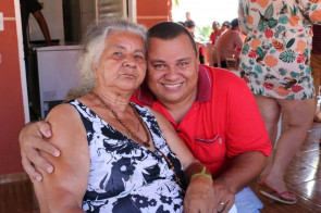 Confraternização equipe 94 FM Dourados