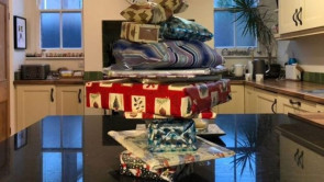 Antes de morrer, vizinho idoso deixa presentes de Natal para criança