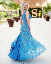 Andressa Suita comemora 31 anos com uma festa maravilhosa