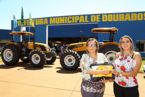 Agricultura Familiar terá mais três tratores para distribuição de calcário