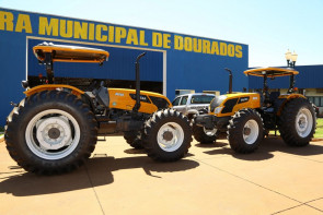 Agricultura Familiar terá mais três tratores para distribuição de calcário