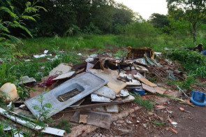 População continua formando lixões sem se preocuparem com a Dengue
