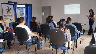 Palestra no Creas abordou sobre cursos de qualificação e ofertas trabalho ao jovem aprendiz