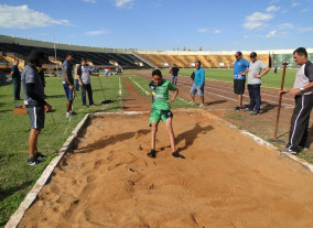 JED prossegue com o atletismo, na pista do “Douradão”