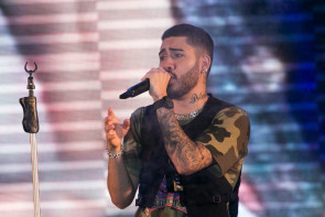 Gabriel Diniz e MC Kevinho empolgam público na segunda noite da 55ª Expoagro