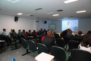 Diferencial na formação de profissionais na Saúde  é destaque em aula inaugural do projeto DGPSUS