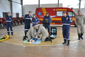 Samu e Bombeiros realizam instrução para atualização acerca de protocolos internacionais