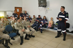 Samu e Bombeiros realizam instrução para atualização acerca de protocolos internacionais