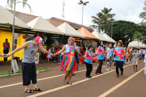 Parque dos Ipês lota em ação da  Prefeitura na Semana Mundial do Brincar