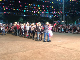 Professores de Educação Física da Reme mostram resultado de estudos continuados na Festa Junina