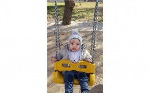 Bebê nasce com marca de nascença com formato de coração