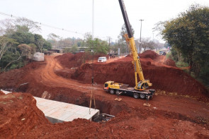 Obras da Avenida Presidente Vargas  avançam a todo vapor em Dourados