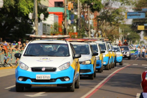 7 DE SETEMBRO: Quatro mil desfilam em Dourados representando 66 instituições