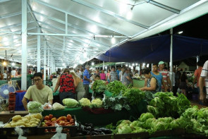 Tradição das feiras livres continua forte em seis regiões de Dourados