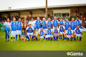 Jogadores profissionais participam do 10º futebol Solidário do Toninho Poços