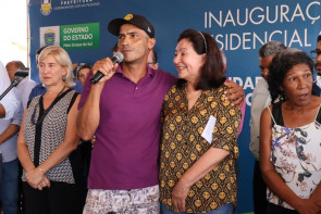 Délia diz que entrega de casas é o resultado da mobilização e luta dos movimentos sociais