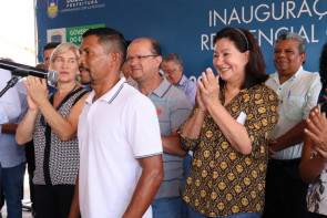 Délia diz que entrega de casas é o resultado da mobilização e luta dos movimentos sociais