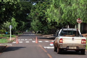 Com sinalização, Prefeitura finaliza a  reestruturação da Rua Monte Castelo