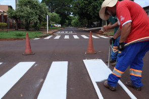 Com sinalização, Prefeitura finaliza a  reestruturação da Rua Monte Castelo