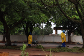 Prefeitura faz limpeza do Cemitério Santo Antônio