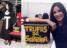 Sabrina e caixa de trufas