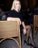 Looks Com Meia Calça, Inspirações Para os Dias Frios