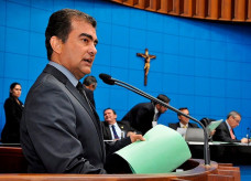 Marçal Filho é coordenador da Frente Parlamentar de combate ao suicídio