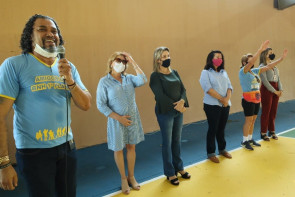 Prefeita Délia Razuk entrega obra de  revitalização do Ceper do BNH 1º Plano