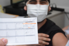 Vacinação contra Covid-19 avança em Dourados