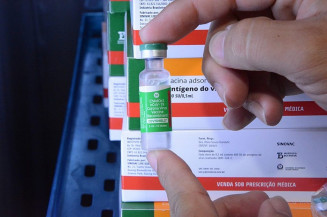 Doses da vacina de Oxford/Astrazeneca chegaram na tarde desta segunda-feira em Dourados