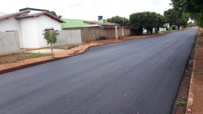 Parceria com o governo do estado melhora ruas de Dourados