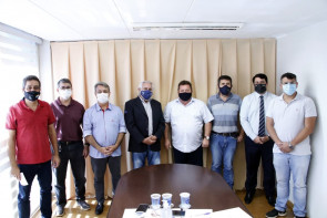 Vereadores ouvem reivindicações dos diretores da Aced