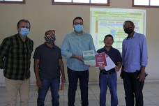 Durante a campanha, o Prefeito Alan Guedes assinou a carta compromisso da Articulação Nacional de Agroecologia para promoção de segurança alimentar e nutricional nos município