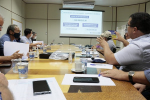 Reunião aconteceu na tarde desta quinta, no Plenarinho da Câmara