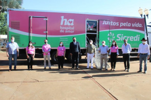 Unidade Móvel do Hospital de Amor inicia atendimento na Praça Antônio João
