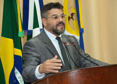 Vereador Mauricio agradece emenda do deputado Marcio Fernandes que garante um Castramóvel ao município